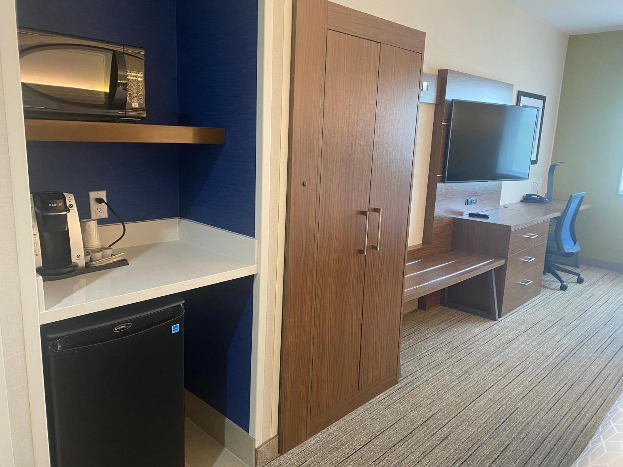 Holiday Inn Express & Suites Mountain View Silicon Valley By Ihg エクステリア 写真